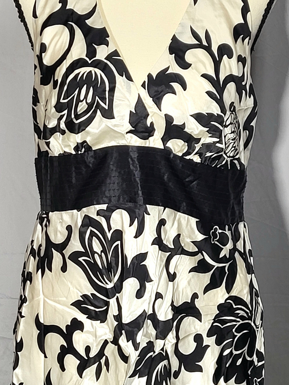 White House Black Market Black and White Floral Halter Dress Size L